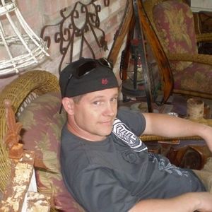 Meet your Posher, Larry